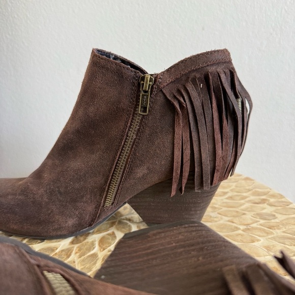 OTBT Brown Folkloric Fringe Suede Ankle Boots size 11M - Picture 7 of 10